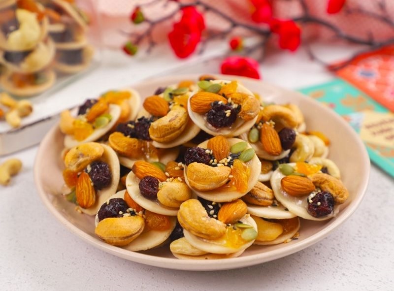 25748_banh-dong-tien-mix-hat-2_20241113145719-7.jpg Hộp Bánh Đồng Tiền Ngũ Vị Hạt Hộp Tròn 430G Hộp Quà Tết 2026 - BDTNVHHT450