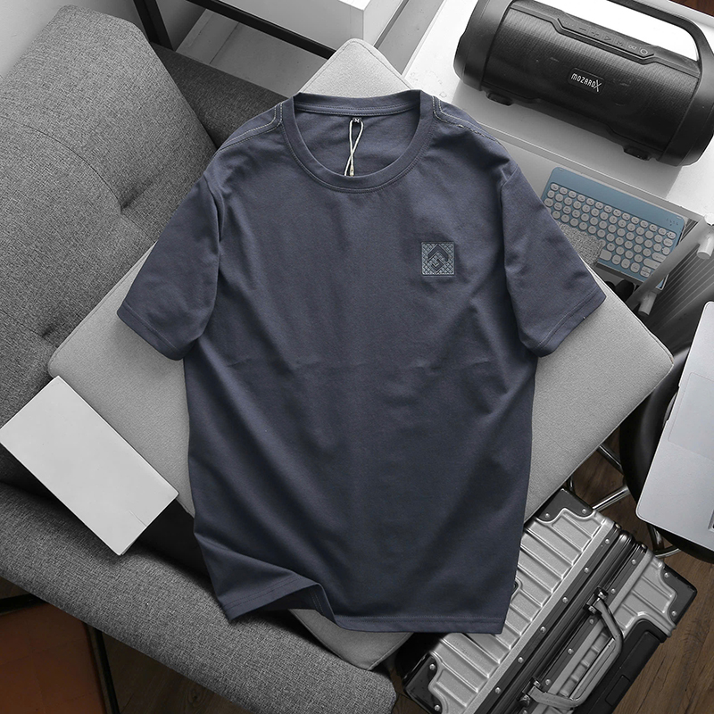 25857_z6115701781004-431a4d558d0680bfae93c77a77b37364_20241210170705-1.jpg Áo Thun Cổ Tròn Nam Thêu Logo Trước Ngực (Có Size 3x) - AB527