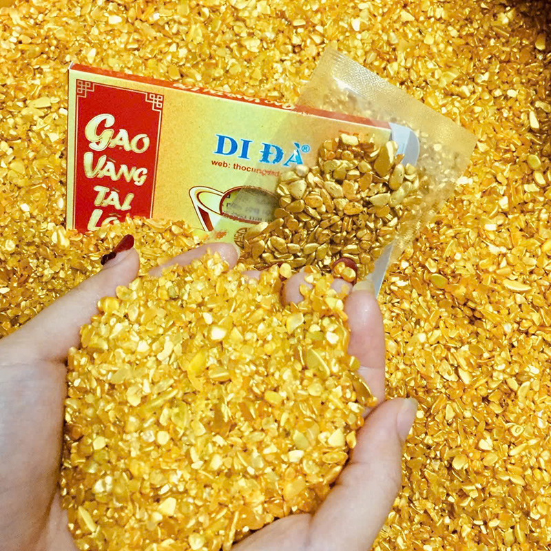 25999_z6233891391729-1fe1335cbd81e08538c97f7356656c6d_20250118154928-1.jpg Hộp Gạo Vàng Thần Tài Phong Thuỷ Chiêu Tài Lộc - GCT01