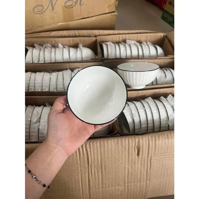 Combo 10 Chén Đựng Gia Vị Viền Đen - Chén Đựng Nước Chấm Bằng Sứ Cao Cấp 8,5x6cm Combo 10 Chén Đựng Gia Vị Viền Đen - Chén Đựng Nước Chấm Bằng Sứ Cao Cấp 8,5x6cm