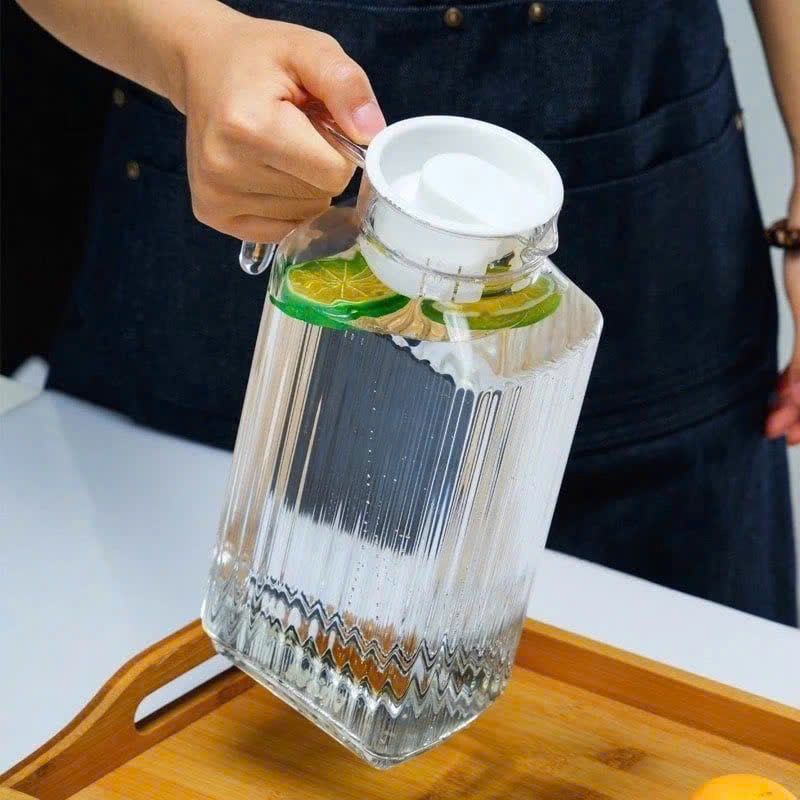 26103_z6251676776917-585389cbef16eb17cbdedb30e5c60cdb_20250206184622-2.jpg Bình Nước Thuỷ Tinh - Bình Rót Nước Cao Cấp 1700ml - BNTT03