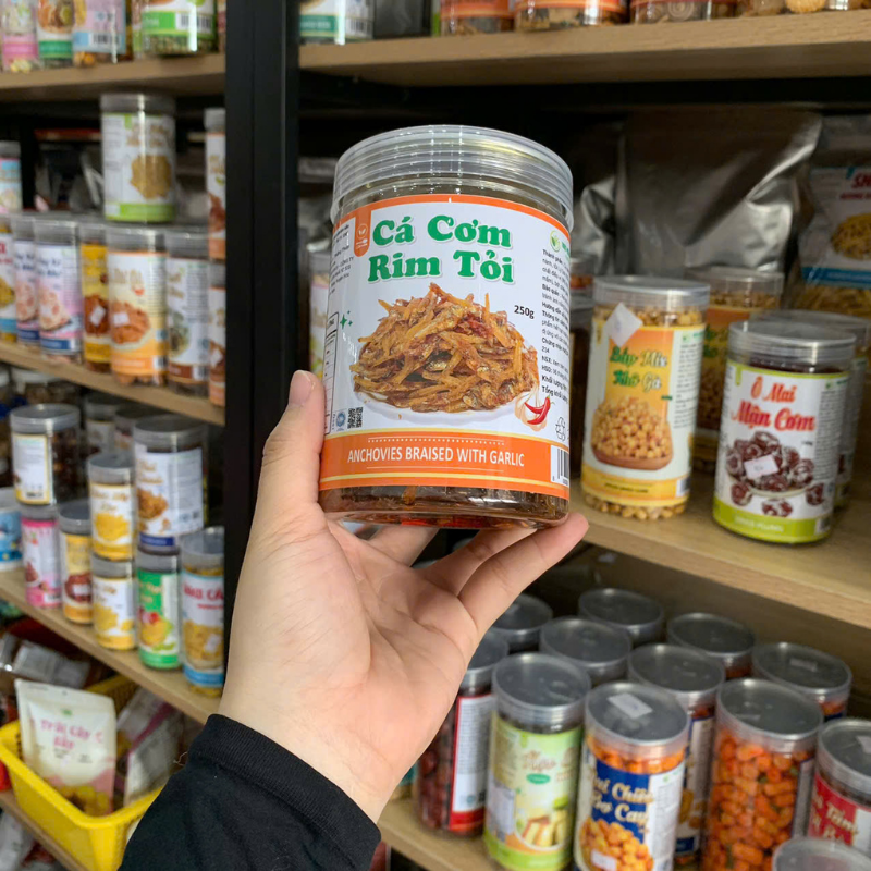 26229_277_20251203182453-3.png Cá Cơm Rim Tỏi Thơm Ngon 250g Hộp - CCRT250G