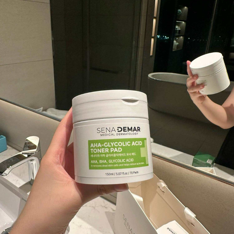 26270_4_20250417185614-2.png Toner Pad Aha Tẩy Tế Bào Chết Sena Demar Chính Hãng 150ml - 8809136714230