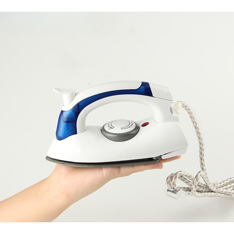 Bàn Ủi Hơi Nước Mini - Bàn Ủi Đi Du Lịch Nhỏ Gọn Cao Cấp 8x7.5x10cm Bàn Ủi Hơi Nước Mini - Bàn Ủi Đi Du Lịch Nhỏ Gọn Cao Cấp 8x7.5x10cm