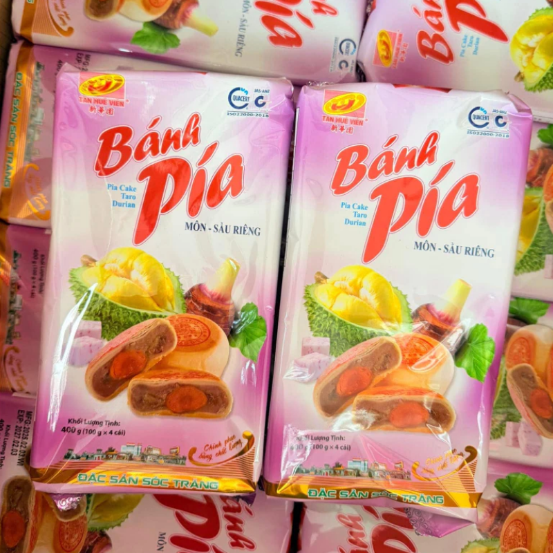 Bánh Pía Đậu Sầu Riêng Tân Huê Viên Màu Hồng Thơm Ngon 600g (150g x 4 cái) Bánh Pía Đậu Sầu Riêng Tân Huê Viên Màu Hồng Thơm Ngon 600g (150g x 4 cái)