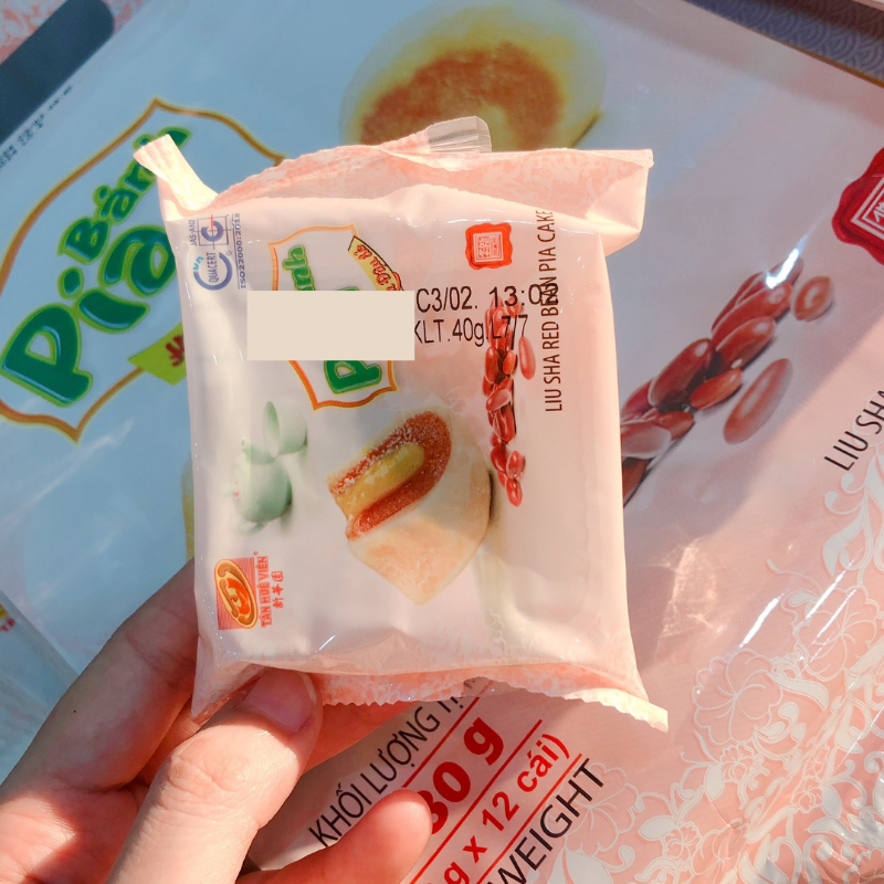 Nguồn sỉ bánh Pía Kim Sa Đậu Đỏ Tân Huê Viên Thơm Ngon 480g (40g x 12 cái) Nguồn sỉ bánh Pía Kim Sa Đậu Đỏ Tân Huê Viên Thơm Ngon 480g (40g x 12 cái)