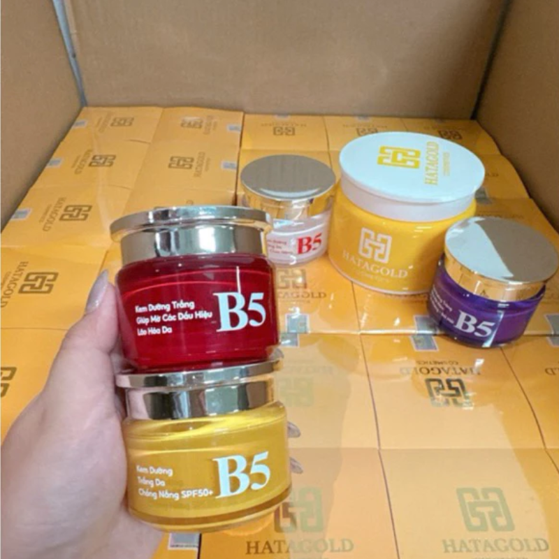 26837_8_20251007181933-1.png Kem Dưỡng Sáng Da B5 Hatagold Cosmetics Màu Đỏ10g - 8936061332069