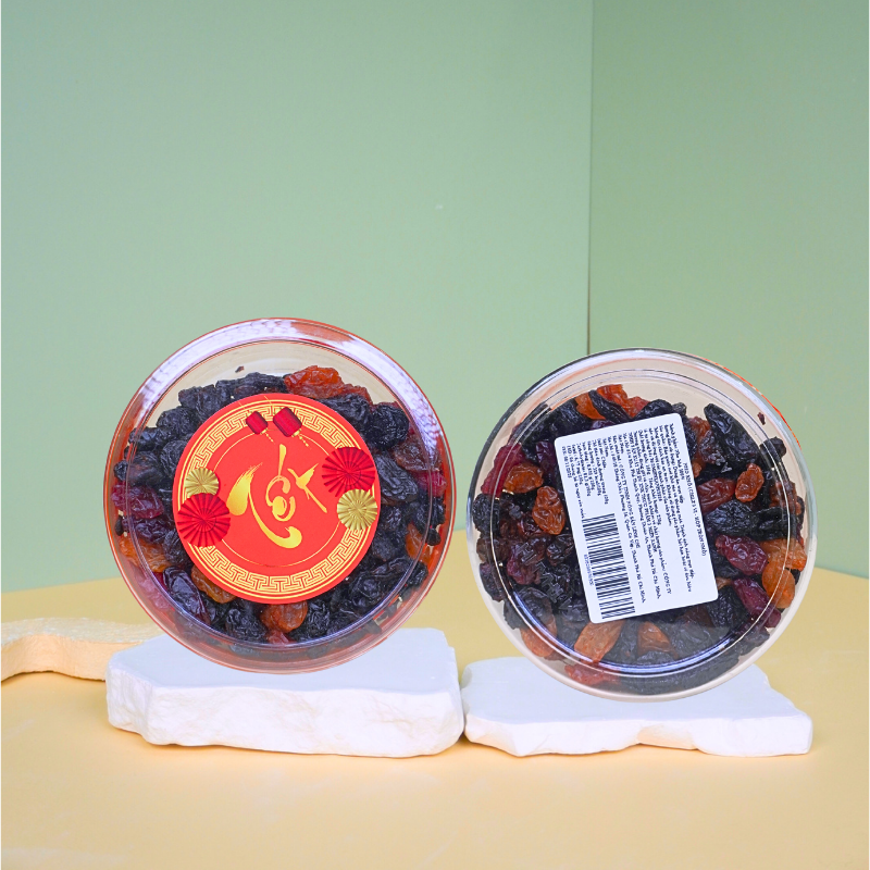 26978_53_20251113100052-1.png Nho Khô Chile 3 Màu 230g - Hộp Tròn Nhỏ Hộp Quà Tết 2026 - NKC3MHTN230G