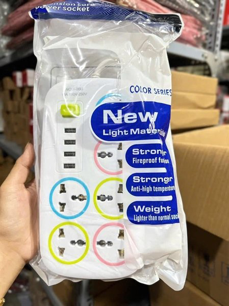 Phân phối ổ Điện 6 Lỗ Dây Dài 88cm Phân phối ổ Điện 6 Lỗ Dây Dài 88cm