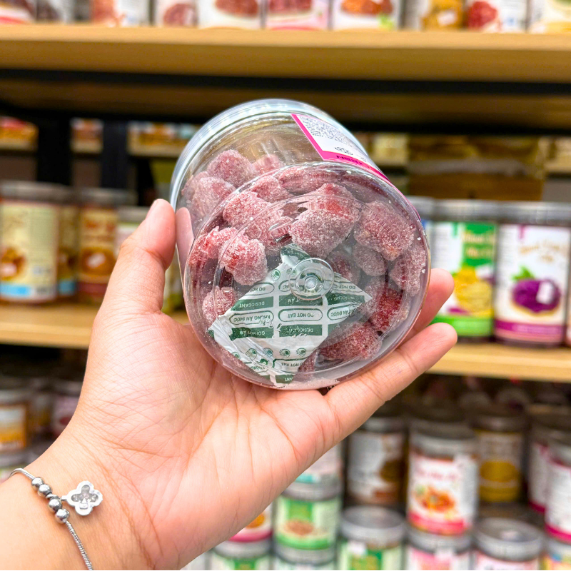 Phân phối kẹo Hương Dâu Tây Mini 250g - Hộp Pet Phân phối kẹo Hương Dâu Tây Mini 250g - Hộp Pet