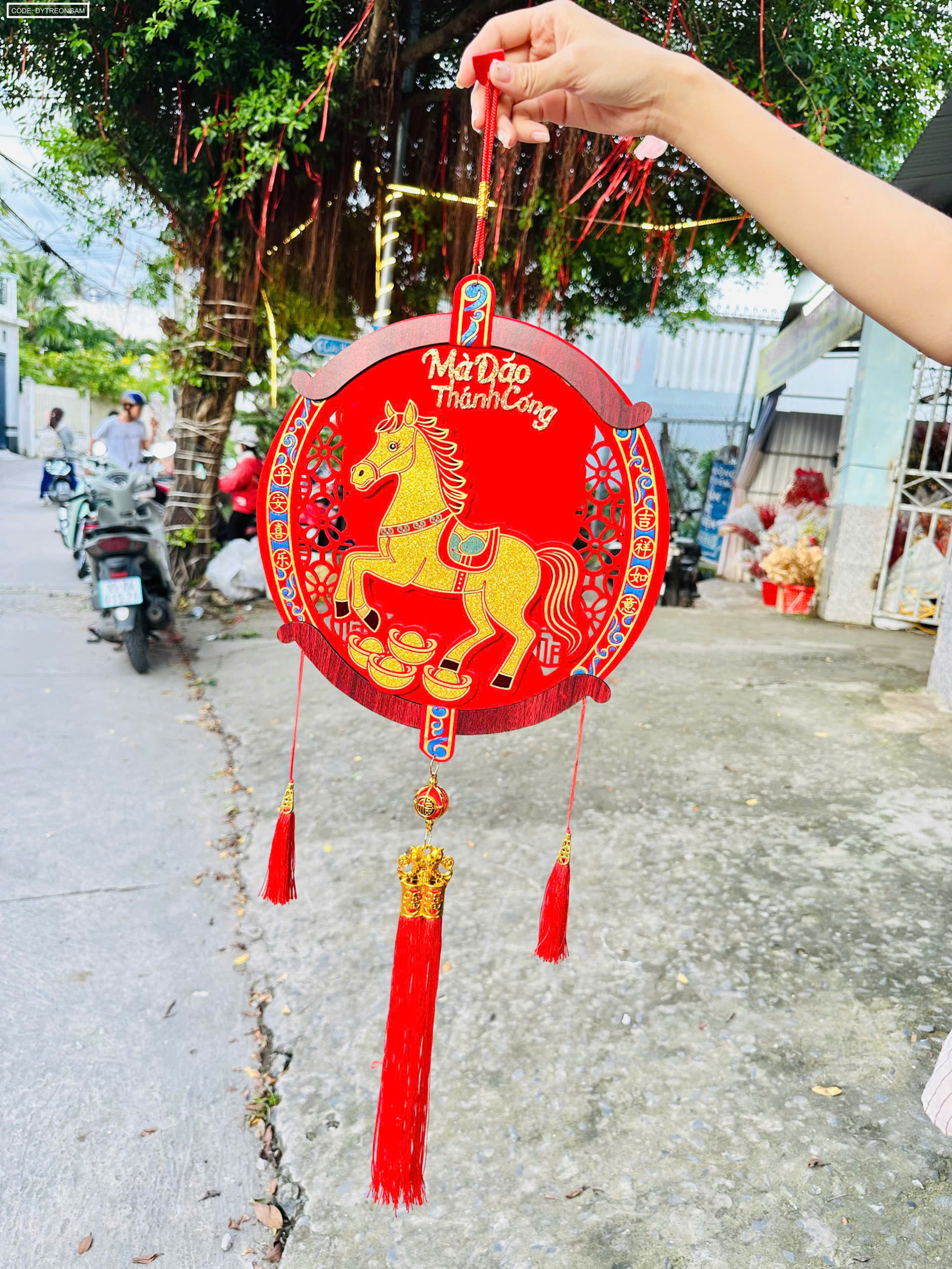 DÂY TREO NGỰA MÃ ĐÁO THÀNH CÔNG DÂY TREO NGỰA MÃ ĐÁO THÀNH CÔNG