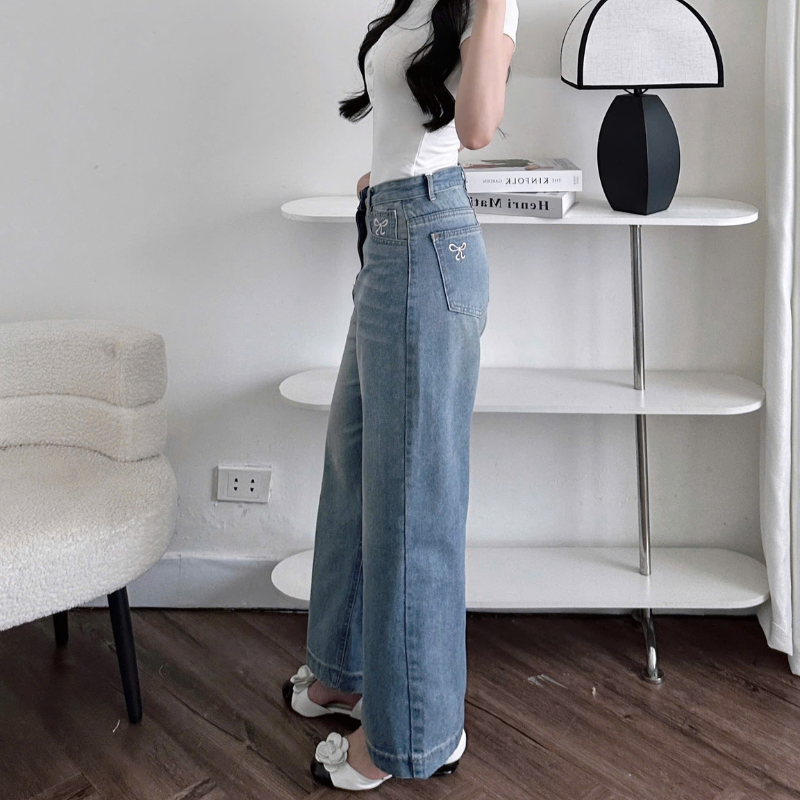 27646_3_20251215092118.png Quần Jeans Nữ Ống Rộng Vải Dày Mềm Không Co Giãn Phối Nơ Ở Túi Quần Cực Xinh - QG287