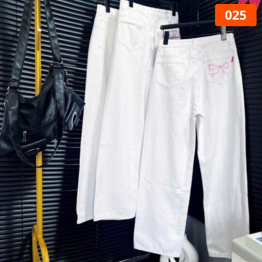 Quần Suông Nữ - Quần Jeans Suông Nữ Thêu Nơ Chất Liệu Vải Dày Mềm Không Co Giãn - QG309