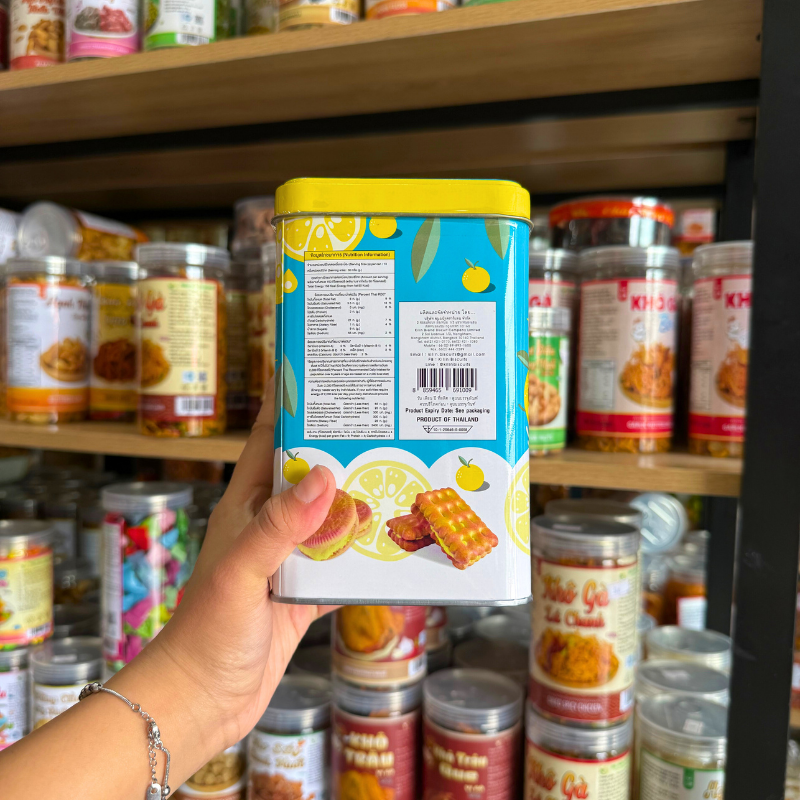 Chuyên sỉ bánh Quy Nhân Kem Cam Yuzu Hộp Thiếc KILIN Thái Lan 400g - Hộp Xanh Vàng Chuyên sỉ bánh Quy Nhân Kem Cam Yuzu Hộp Thiếc KILIN Thái Lan 400g - Hộp Xanh Vàng