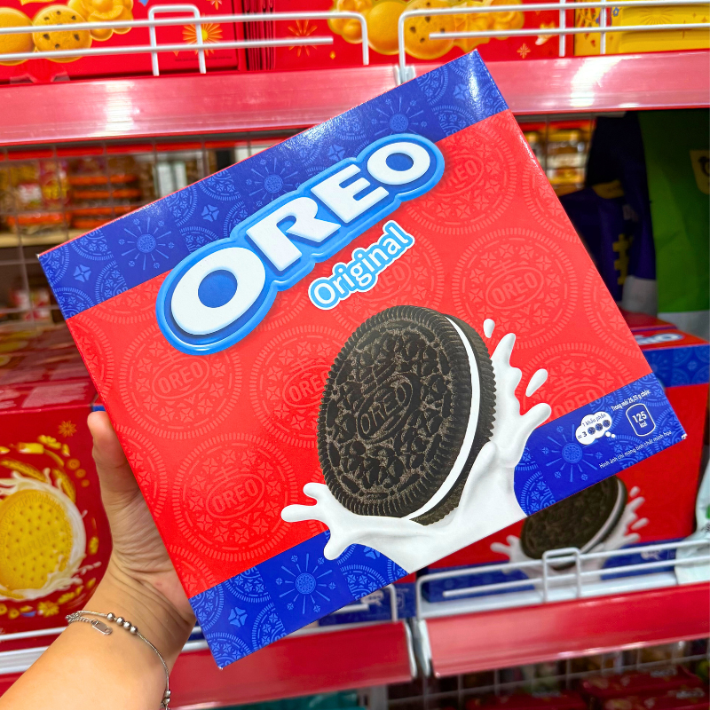 Bánh Quy Oreo Socola Hương Vani Hộp Giấy - Bánh Kinh Đô Oreo 288.75g (11 Gói x 26,25g) Bánh Quy Oreo Socola Hương Vani Hộp Giấy - Bánh Kinh Đô Oreo 288.75g (11 Gói x 26,25g)