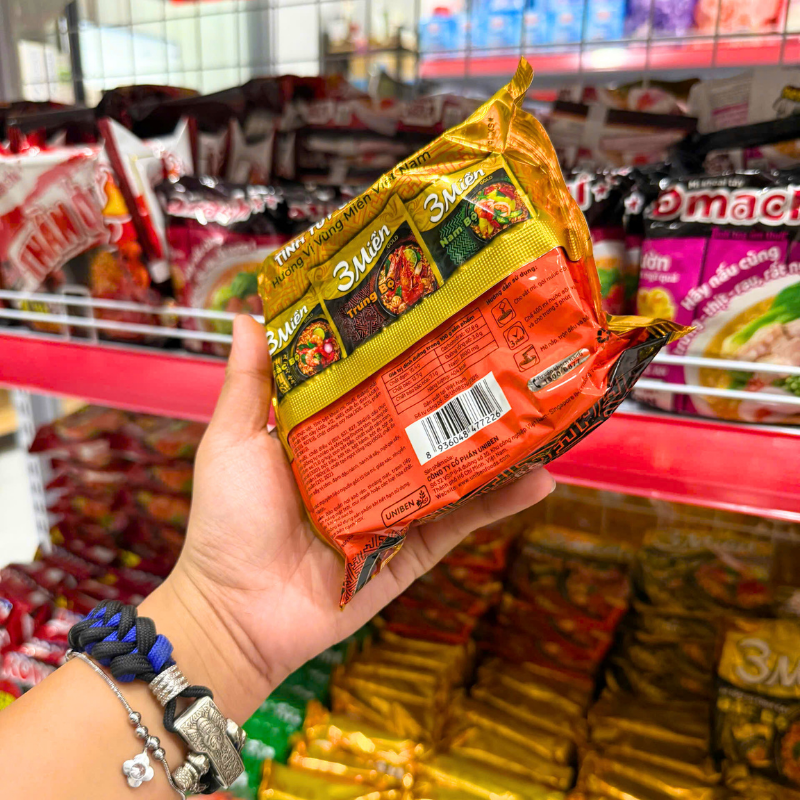 Mì Gói 3 MIỀN GOLD Trung Bộ Tôm Sú Chua Cay 75g Mì Gói 3 MIỀN GOLD Trung Bộ Tôm Sú Chua Cay 75g