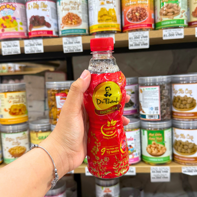 Nguồn sỉ 1 Chai Nước Trà Thanh Nhiệt Dr.Thanh Dạng Chai - Trà Dr Thanh (330ml/Chai) Nguồn sỉ 1 Chai Nước Trà Thanh Nhiệt Dr.Thanh Dạng Chai - Trà Dr Thanh (330ml/Chai)