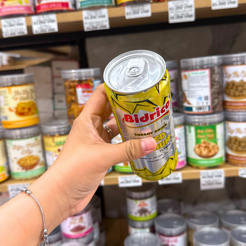 Bỏ sỉ 1 Lon Nước Tăng Lực Bidrico Vị Trái Cây - Nước Ngọt Bidrico Trái Cây 325ml/Lon Bỏ sỉ 1 Lon Nước Tăng Lực Bidrico Vị Trái Cây - Nước Ngọt Bidrico Trái Cây 325ml/Lon