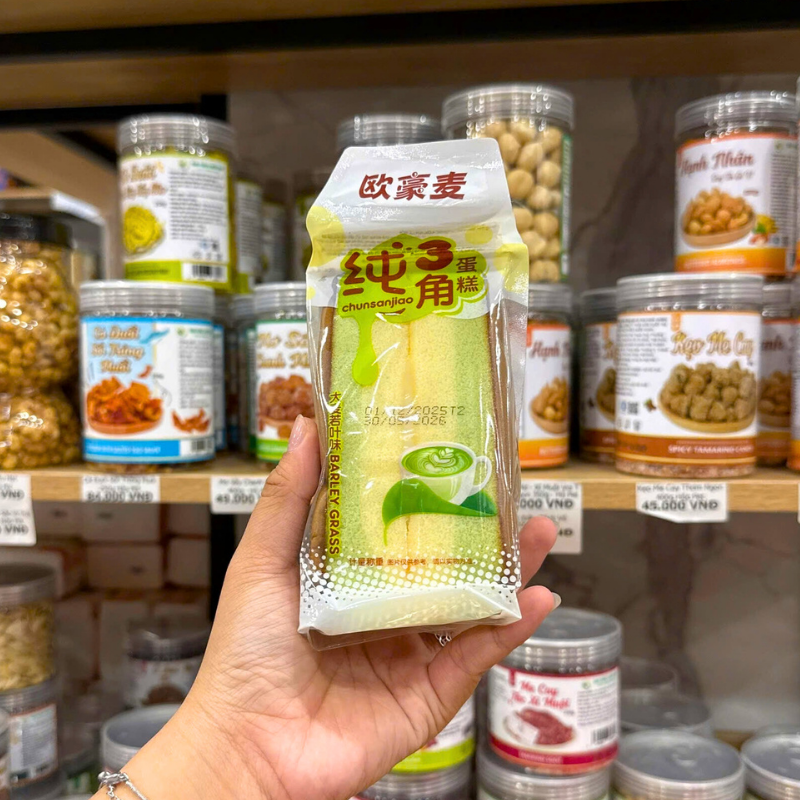 Giá sỉ 3 Cái Bánh Bông Lan Tam Giác CHUNSANJIAO Vị Trà Xanh - Màu Xanh Lá Giá sỉ 3 Cái Bánh Bông Lan Tam Giác CHUNSANJIAO Vị Trà Xanh - Màu Xanh Lá