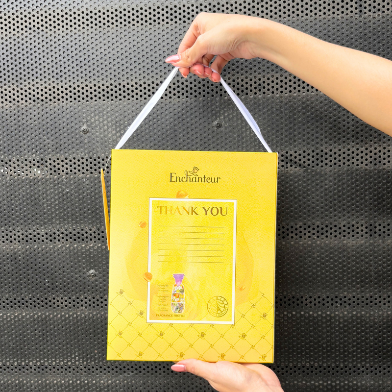 Nguồn sỉ set Quà Tặng Cao Cấp Enchanteur Deluxe Sensation Hương Nước Hoa Pháp + Lăn Khử Mùi (Set Màu Tím) Nguồn sỉ set Quà Tặng Cao Cấp Enchanteur Deluxe Sensation Hương Nước Hoa Pháp + Lăn Khử Mùi (Set Màu Tím)