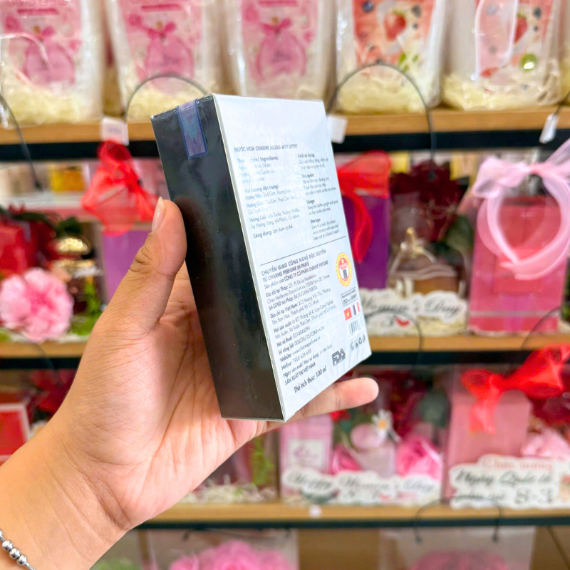 Nguồn sỉ nước Hoa Nam Charme Allura Men Sport - Hương Thơm Tươi Mát Sang Trọng Nguồn sỉ nước Hoa Nam Charme Allura Men Sport - Hương Thơm Tươi Mát Sang Trọng