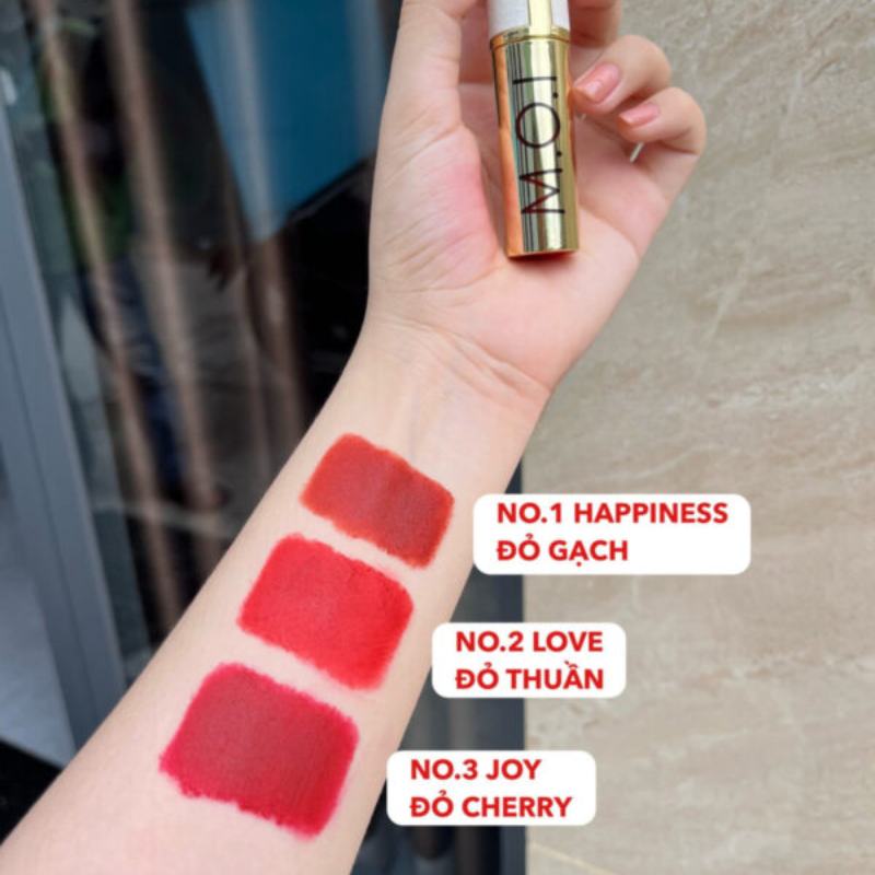 28641_27873-8-20260105093357_20260307094704.png Set Hộp Quà Tặng Son Môi Love M.O.I Màu Vàng - Son Moi 3 Màu - Hộp Hoa Rơm Nhiều Màu - SETQUASONMOI06