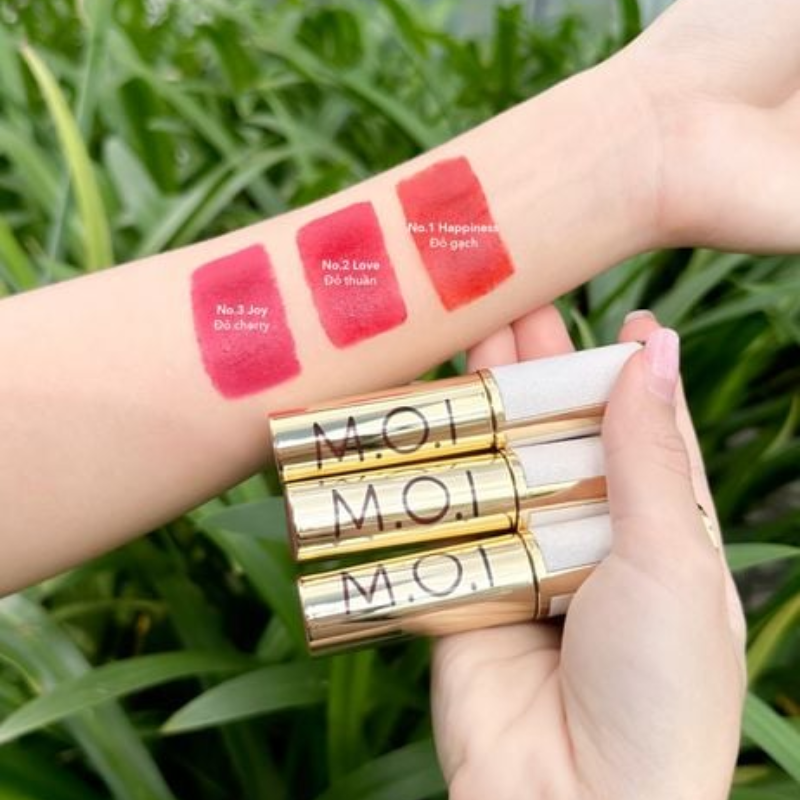 28641_27873-9-20260105093358_20260307094703.png Set Hộp Quà Tặng Son Môi Love M.O.I Màu Vàng - Son Moi 3 Màu - Hộp Hoa Rơm Nhiều Màu - SETQUASONMOI06