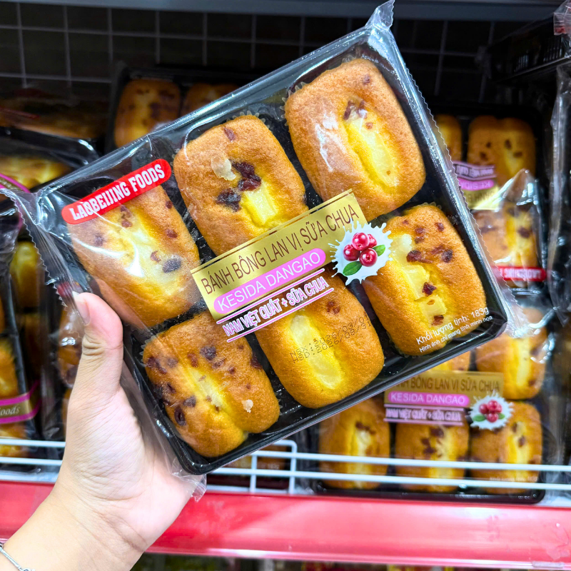Chuyên sỉ bánh Bông Lan Laobeijing Foods Vị Nam Việt Quất Sữa Chua Khay 6 Cái 183g Chuyên sỉ bánh Bông Lan Laobeijing Foods Vị Nam Việt Quất Sữa Chua Khay 6 Cái 183g