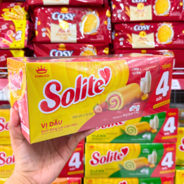 Bánh Bông Lan Cuộn Solite Vị Dâu Hộp Giấy Lớn 396g - 8934680042895