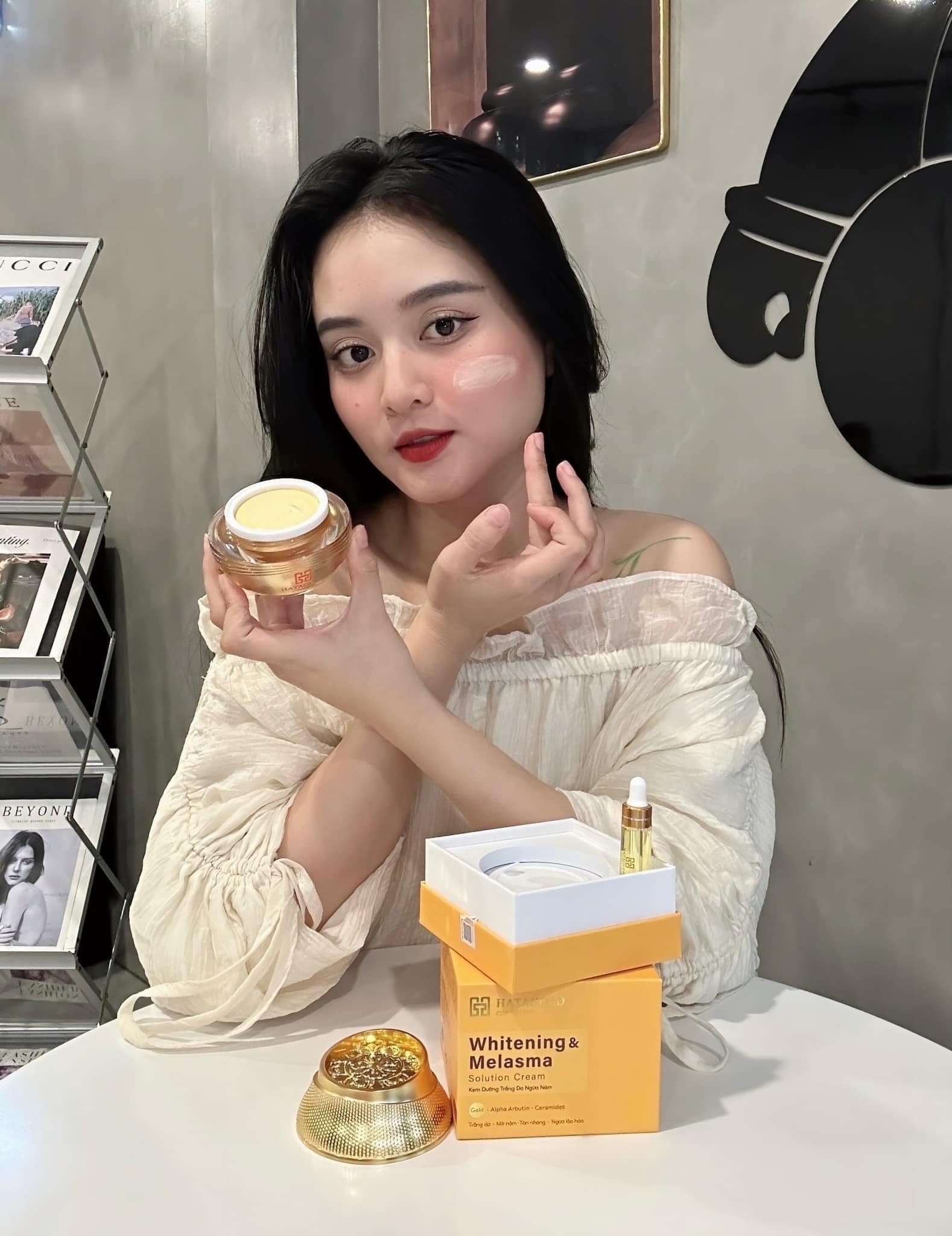 Nám da sẽ chẳng còn là nỗi sợ nếu bạn biết đến sản phẩm “Kem dưỡng trắng da trị nám Nano Vàng” của nhà Hatagold