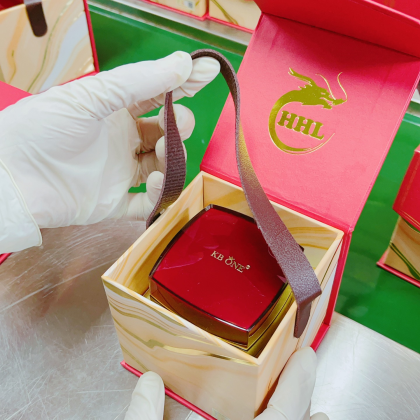 Kem Face KB One VIP Đỏ Lớn 50g chính hãng