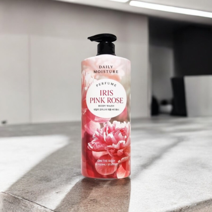 Sữa Tắm Hương Nước Hoa On The Body Daily Moisture Perfume Iris Pink Rose Body Wash Lưu Hương 24H 1100ML