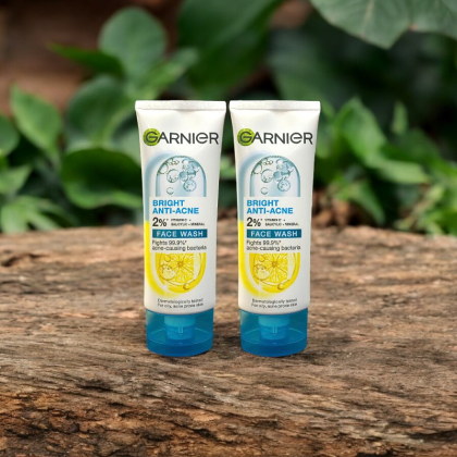 Sữa Rửa Mặt Garnier Ngừa Mụn Sáng Da Bright Anti-Acne 100ml