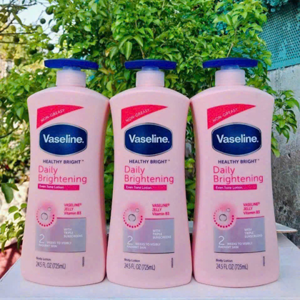 Sữa Dưỡng Thể Vaseline Healthy Bright Daily Brightening Even Tone Lotion 725ml