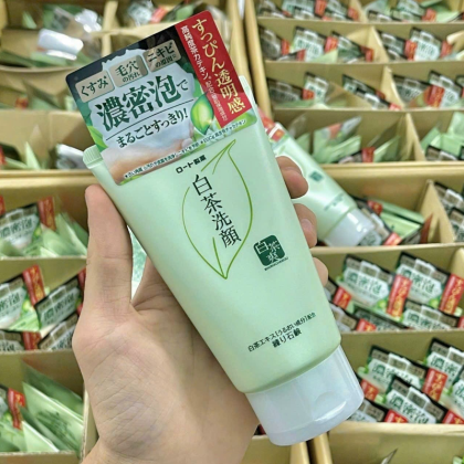 Sữa Rửa Mặt Trà xanh Rohto Shirochasou 120g dưỡng ẩm an toàn cho mọi loại da và cực kỳ hiệu quả