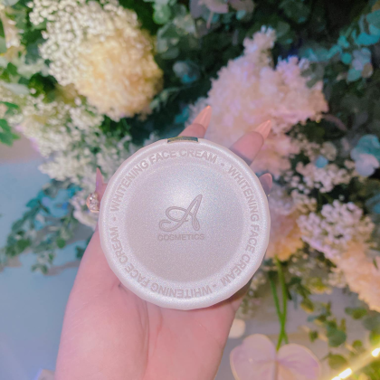 Kem Face Pháp 2024 là sản phẩm nâng cấp hoàn toàn mới từ dòng sản phẩm best seller Kem Face Pháp A Cosmetics