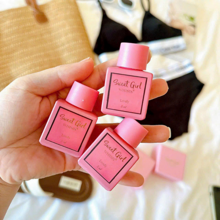 Nước hoa vùng kín Whisis Sweet Girl Inner 5ml