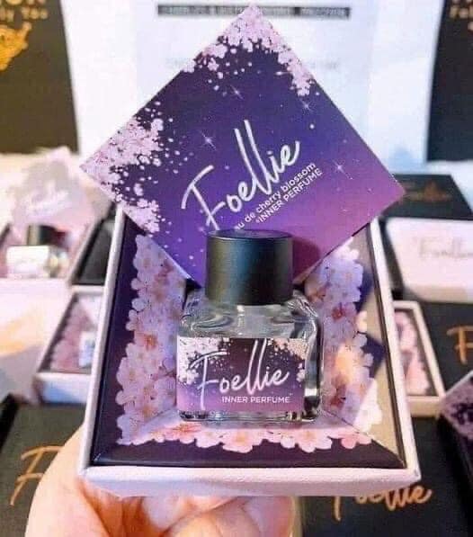 Nước hoa vùng kín Foellie eau de cherry blossom mang tới hương thơm ngọt ngào, nữ tính