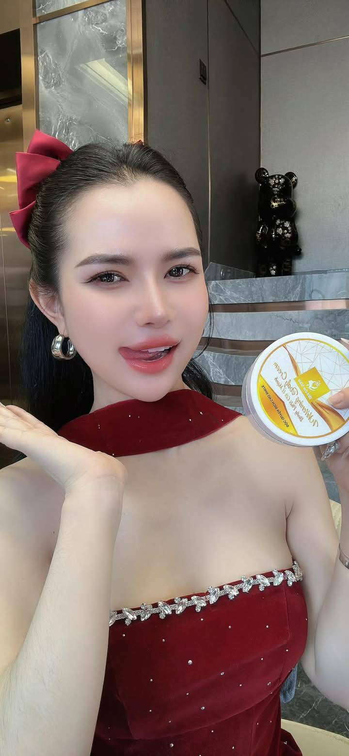 Kem Body Bích Cao White Phôi Cốt Ủ Mạnh giúp trắng da