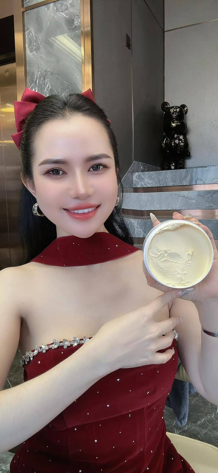 Kem Body Bích Cao White Phôi Cốt Ủ Mạnh giúp trắng da