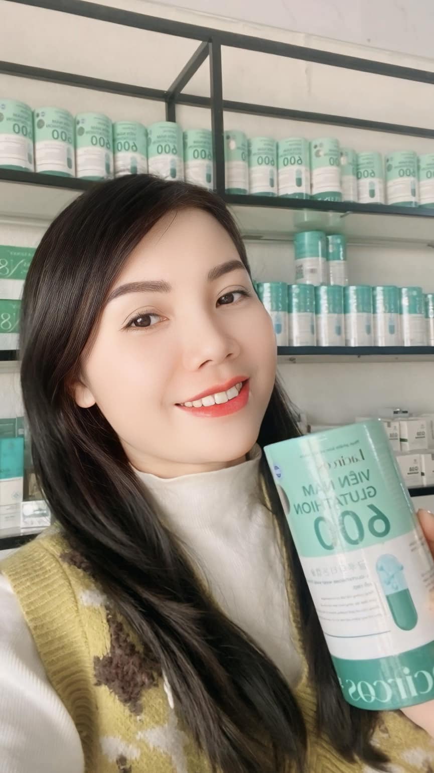 Viên uống trắng da  Glutathione 600 Dr Lacir  giúp ngăn ngừa các dấu hiệu lão hóa như nếp nhăn đốm nâu giúp da luôn tươi trẻ, căng mịn
