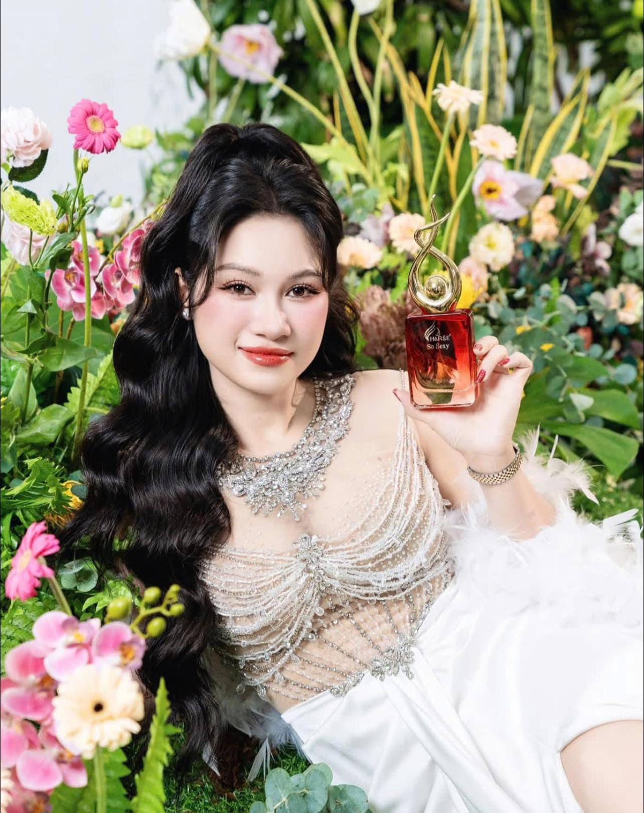 Bùng nổ hương thơm Charme So Sexy ra mắt đầu xuân 2025