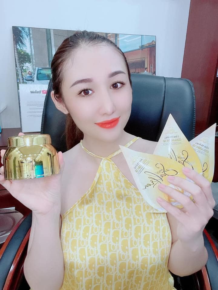 Bạn đang tìm kiếm kem body sao không thử kem body collagen x3 luxury?