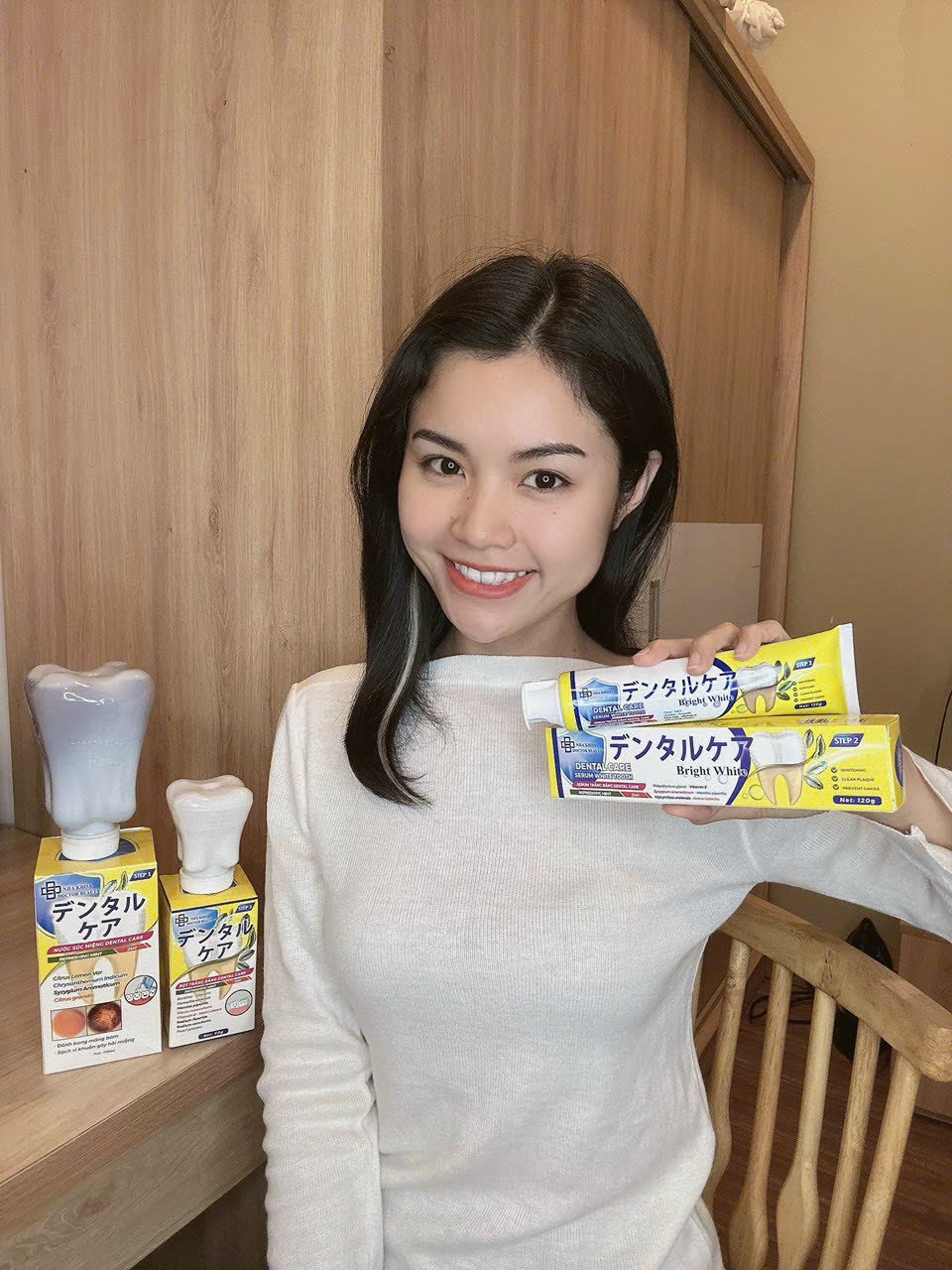 Nước súc miệng Dental Care chuẩn màu mẫu như hình