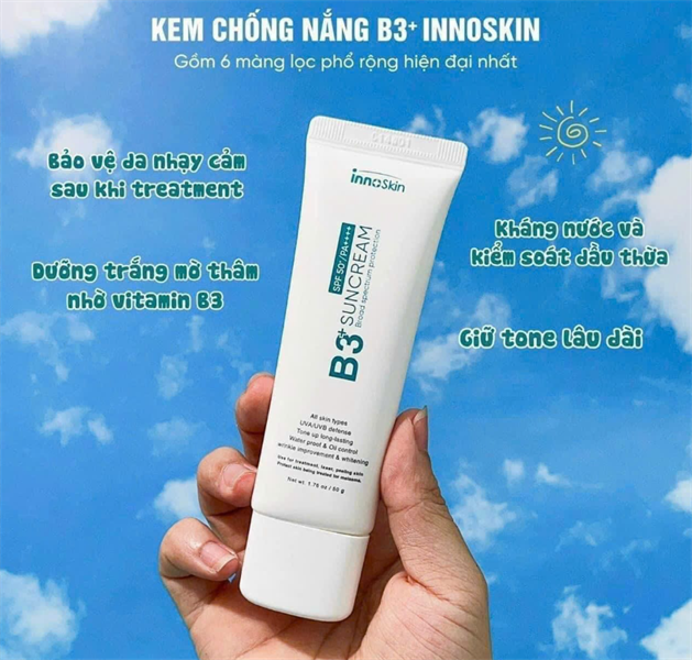 Kem Chống Nắng B3 InnoSkin Màu Xanh Cho Da Khô