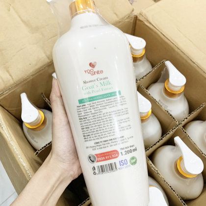 Sữa Tắm Nước Hoa Yoo White Hương Sữa Dê Và Ngọc Trai 1200ml