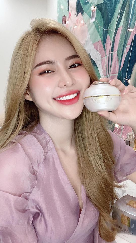 Chất Kem Face Pháp là kem nén nhưng là NÉN MỀM