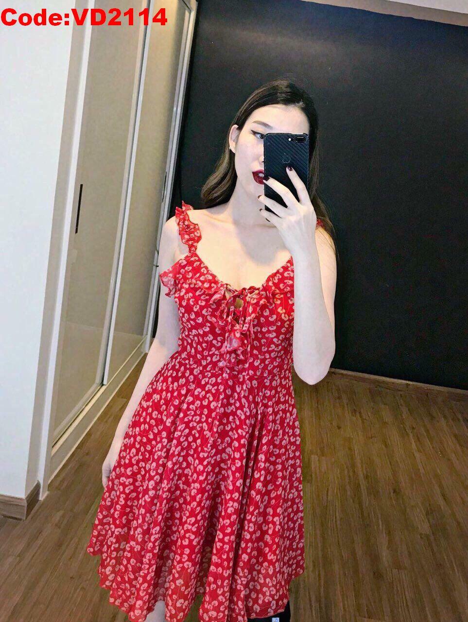 Đầm lụa đỏ in hoa 2 dây